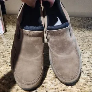Clarks | Shoes | Clarks Mens Wave 2 Edge Waterproof Leather  display picture 1